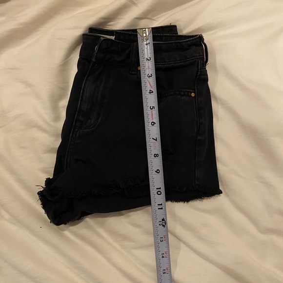 Pacsun black ripped jean shorts - Picture 5 of 8